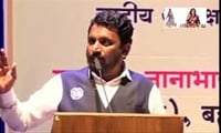 अमोल मिटकरींनी घेतला पोंक्षेंच्या अस्पृश्यता निवारणाच्या वक्तव्याचा समाचार